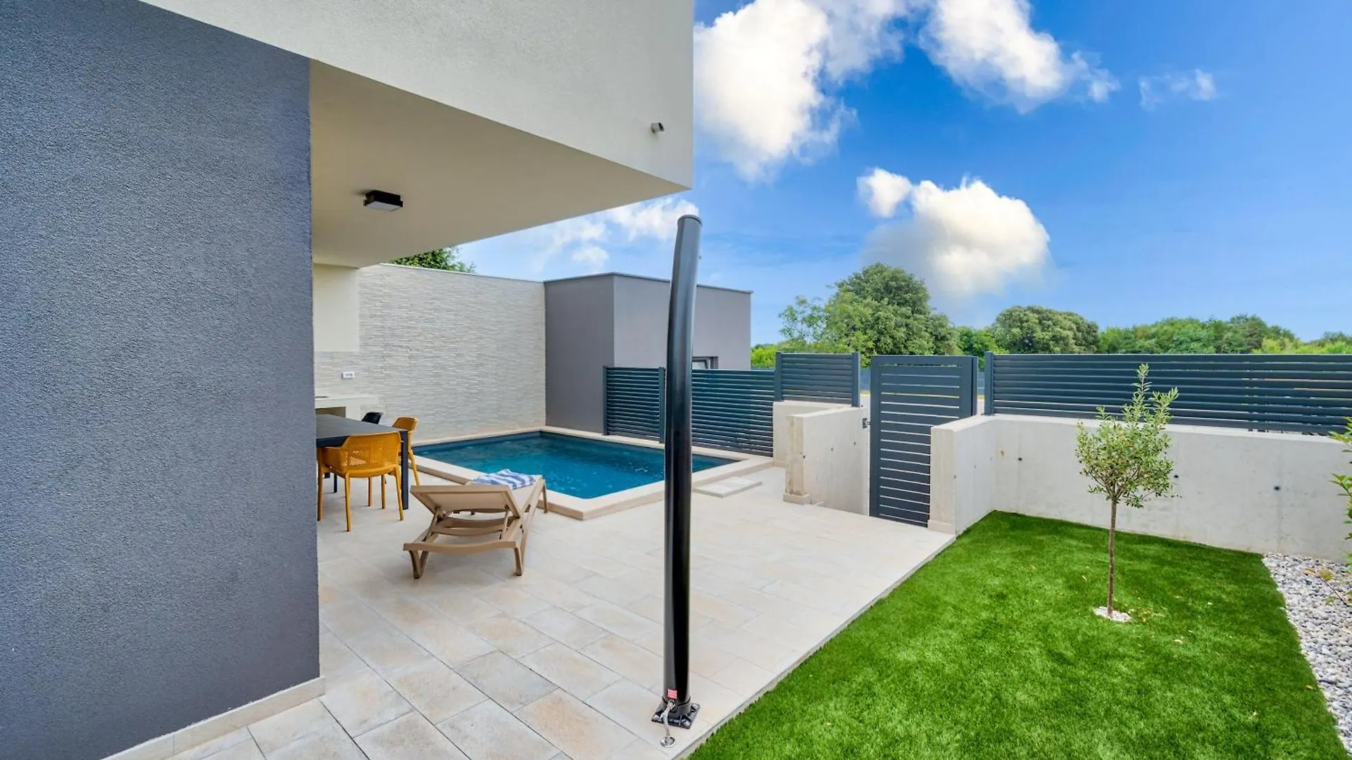 Villa Blue Oasis Liznjan With Private Pool Kroatien